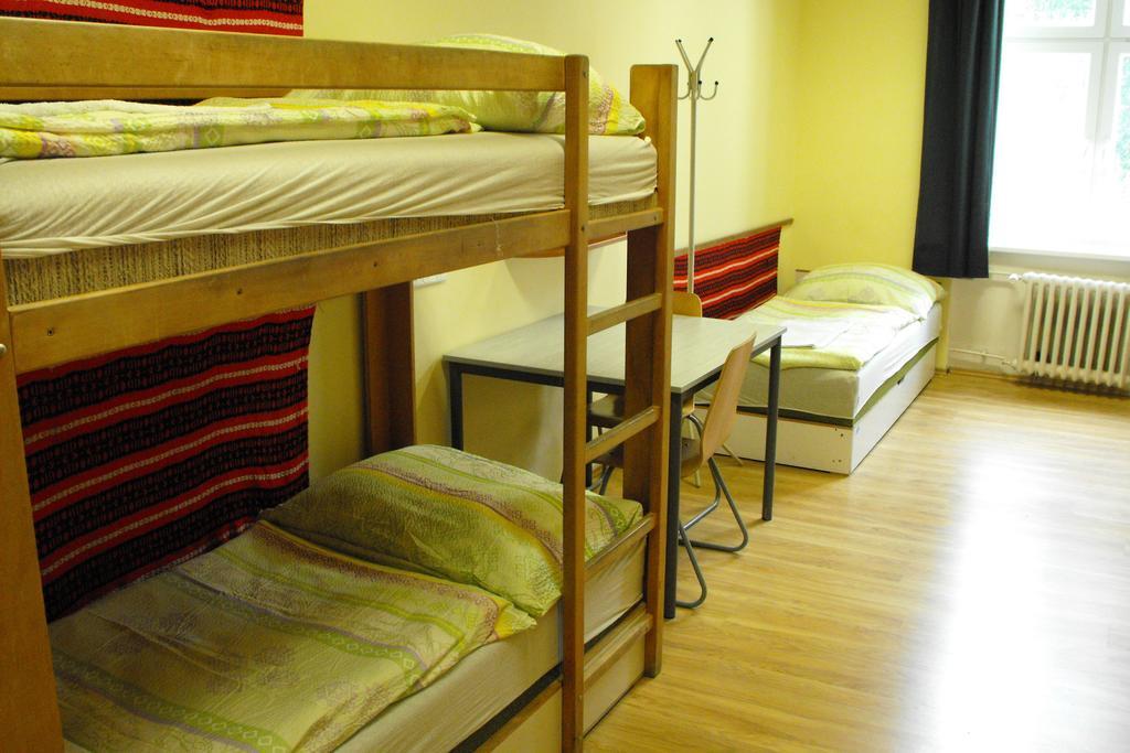 Mogyorodi Hostel Budapest Camera foto
